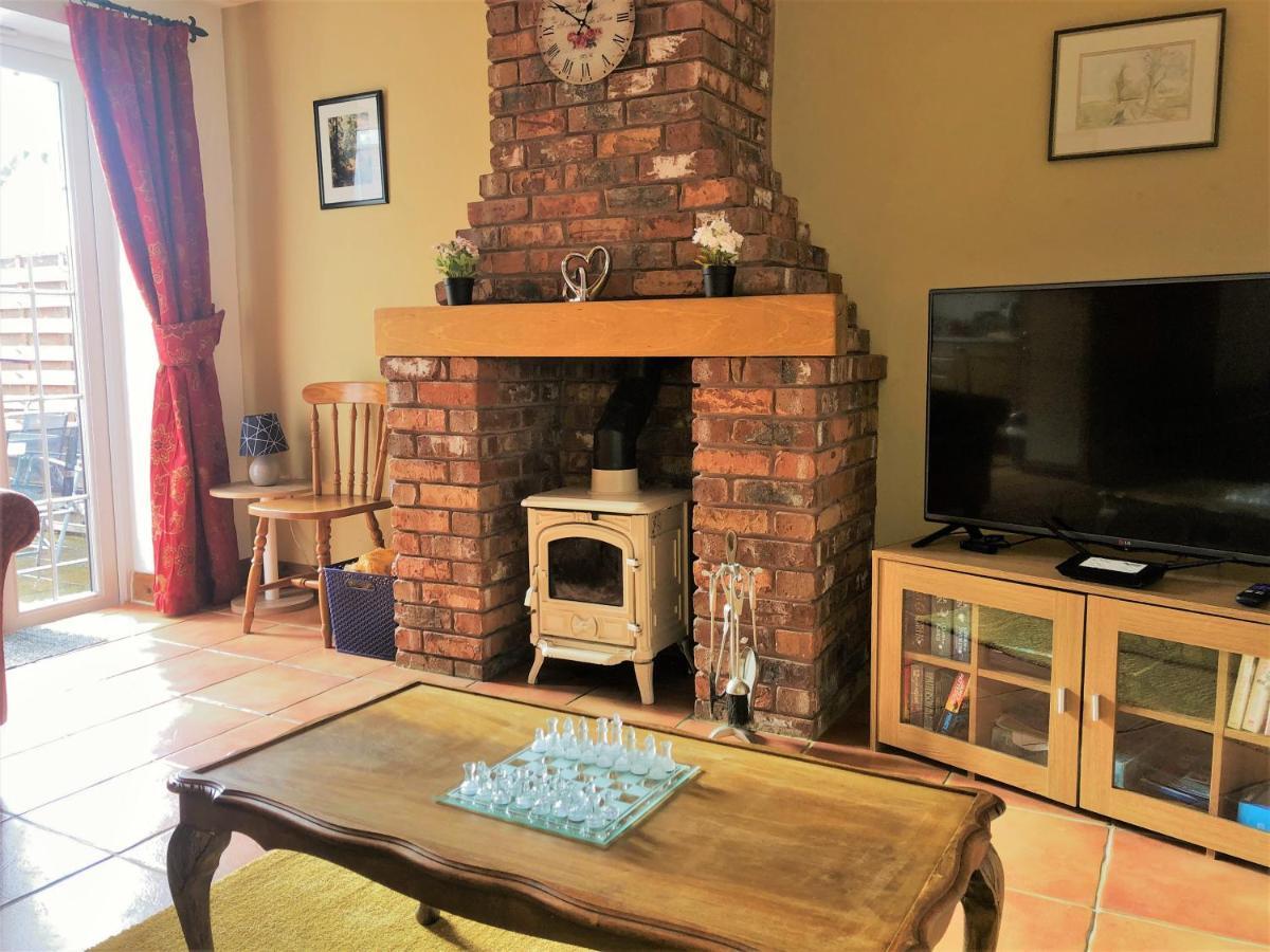 Tarporley Holiday Cottage Extérieur photo